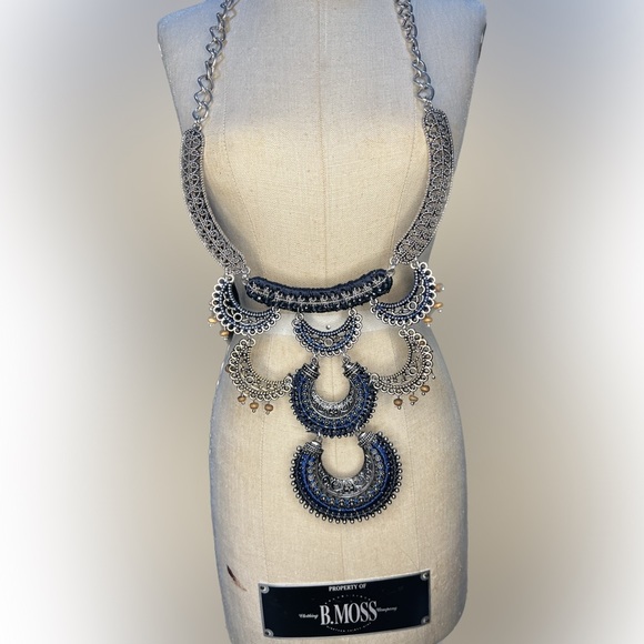 Needlepoint Southwest Silver Necklace INSPIRED - Picture 3 of 5